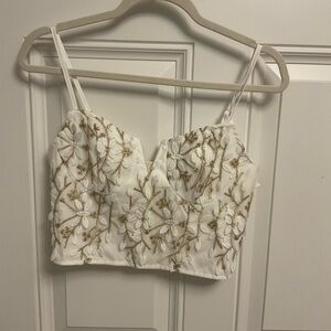 Very pretty white and lace tank. Size small. SHEIN.